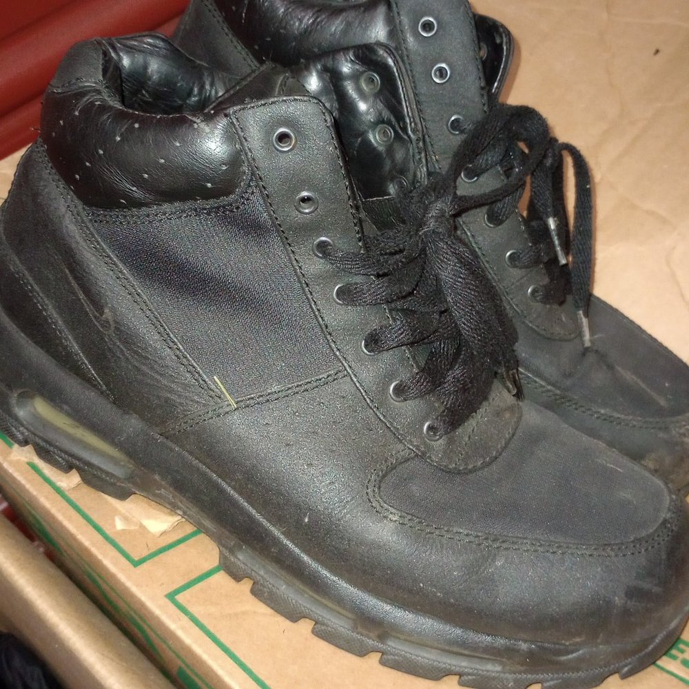 Nike Workboot sz 11 Men